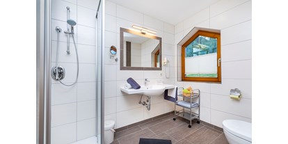 Pensionen - Umgebungsschwerpunkt: am Land - Hüttschlag - Badezimmer - Ferienhaus Eva Flachau