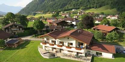 Pensionen - Umgebungsschwerpunkt: Berg - Kelchsau - unser Ferienhaus das im Jahr 2011 erstmals Gäste empfangen hat, aus der Vogelperspektive - Ferienhaus Zillertal