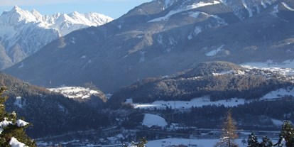 Pensionen - Umgebungsschwerpunkt: Fluss - Oetz - Aussicht vom Balkonappartement - Apart Haus Florian Imst Tirol