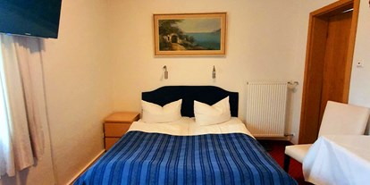 Pensionen - Kematen in Tirol - Doppelzimmer ohne Balkon - Gästehaus Alpenkranz