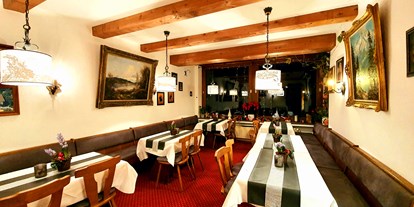 Pensionen - Restaurant - Mittenwald - Frühstückszimmer - Gästehaus Alpenkranz