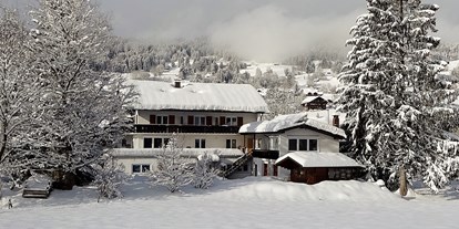 Pensionen - Balkon - Grünenbach - Gästehaus Kanstein
