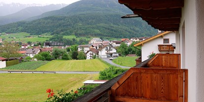 Pensionen - Spielplatz - Tiroler Oberland - Haus Helga