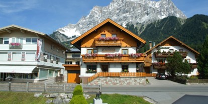 Pensionen - Restaurant - Zugspitze - Gästehaus Almrausch