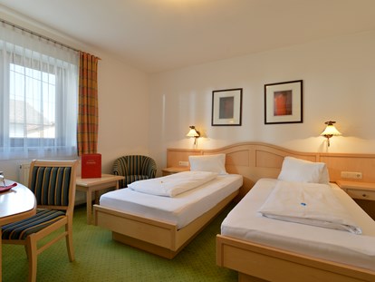 Pensionen - Sauna - Tirol - Zimmer 3 
Betten können zusammengeschoben werden oder auch getrennt werden. - Frühstückspension Appartements Steinbacher****